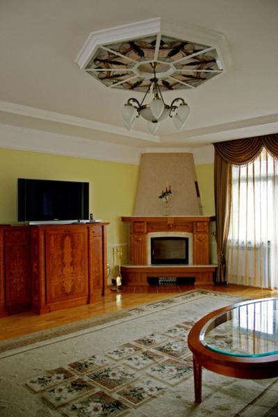 Hotel Solnichnaia Dolyna Polyana  Pokój zdjęcie