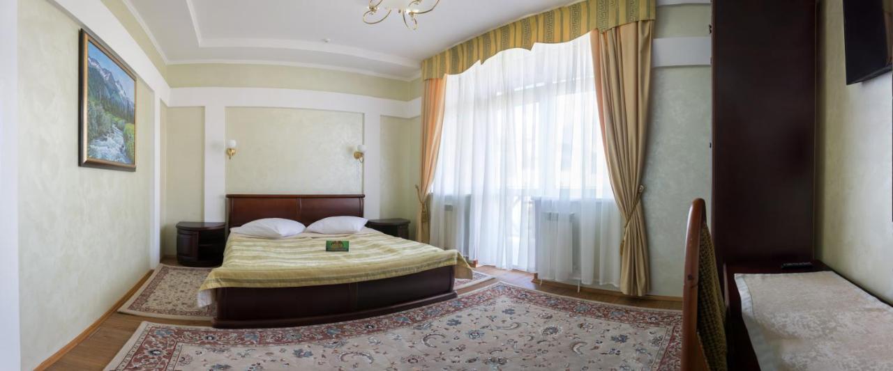 Hotel Solnichnaia Dolyna Polyana  Zewnętrze zdjęcie